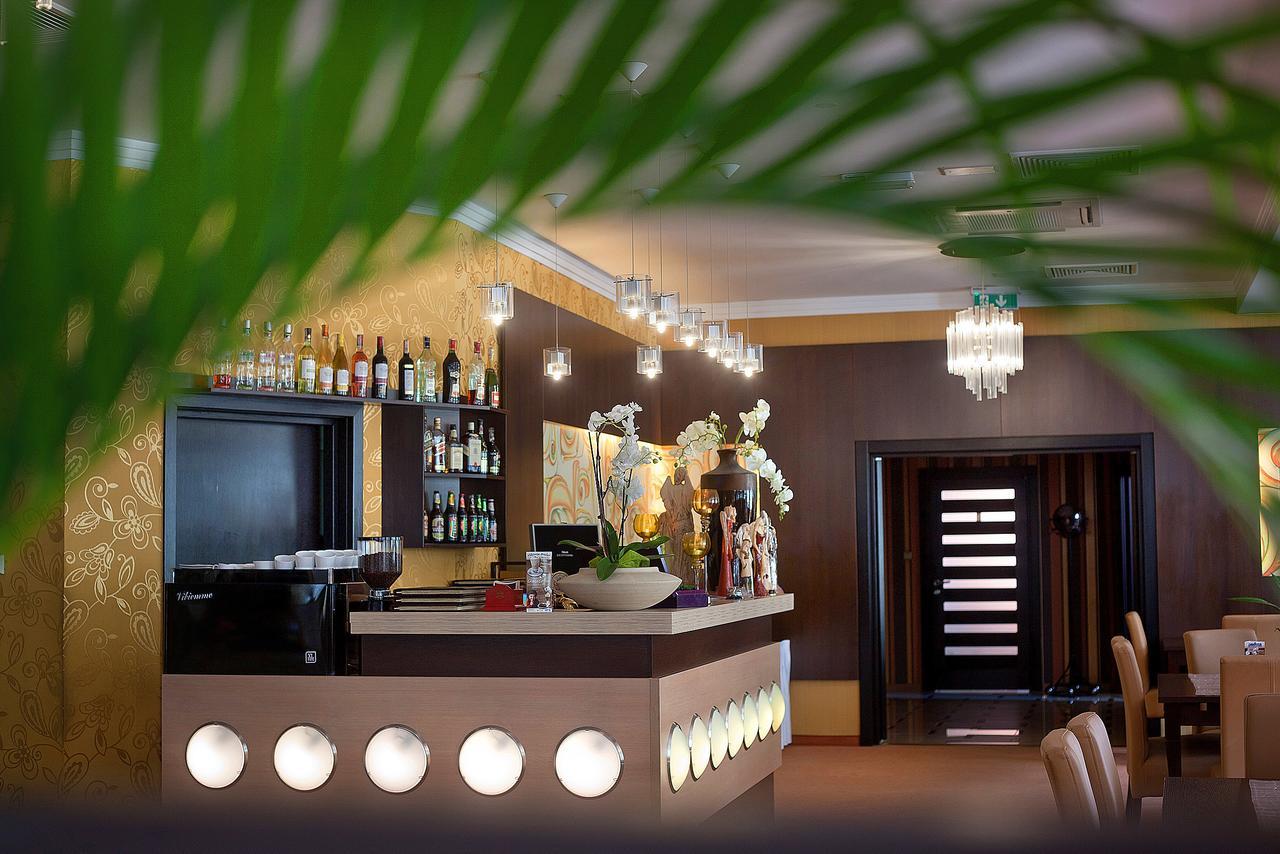 Hotel Restauracja Teczowa Любань Номер фото