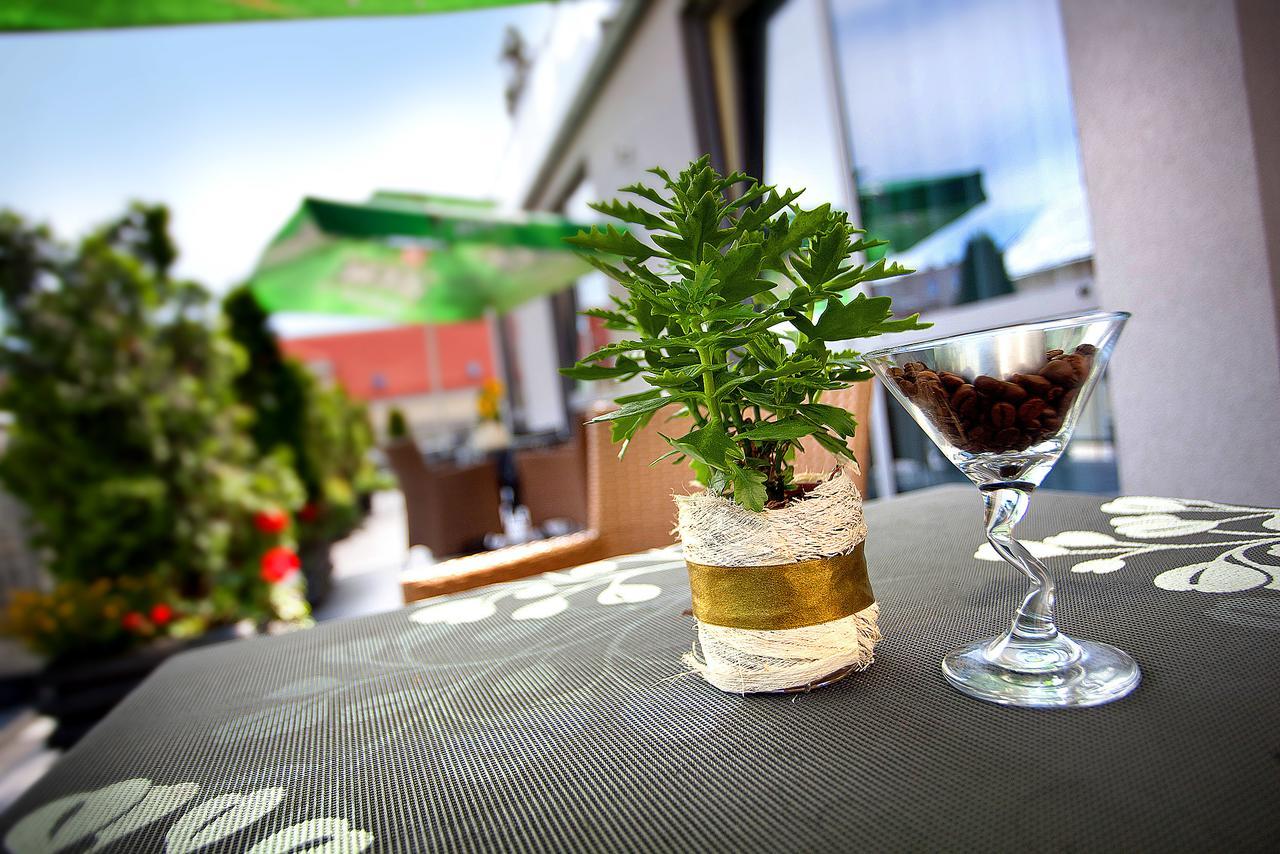 Hotel Restauracja Teczowa Любань Номер фото